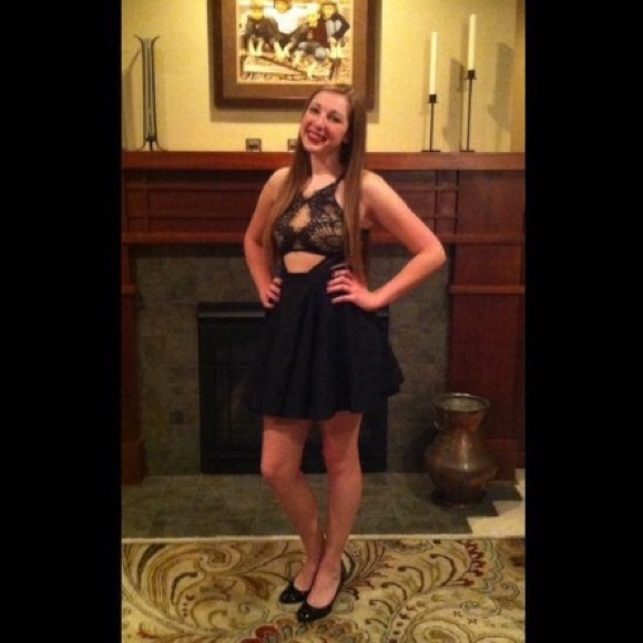 Windsor Black & Nude Mesh Skater Style Short Dress - Picture 5 of 5